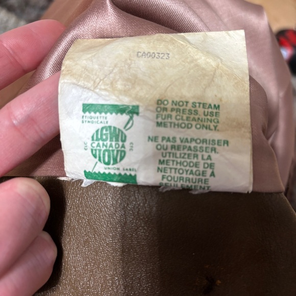 Vintage Women's Faux Fur Teddy Jacket in  Brown and Grey Hues - Picture 11 of 13